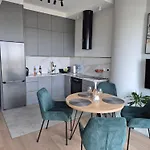 Hanza Tower Prestige Skyline 13th Floor With Balcony Apartmán *