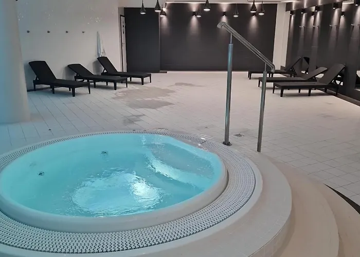 Apartment Hanza Tower Prestige Skyline 13th Floor With Balcony *