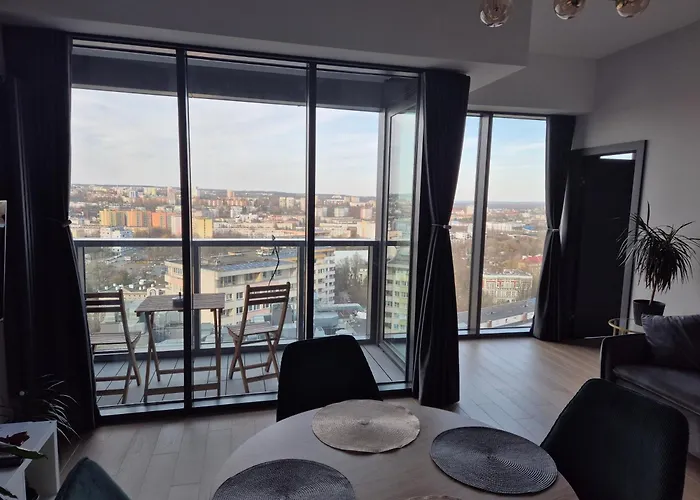 Hanza Tower Prestige Skyline 13th Floor With Balcony Apartment