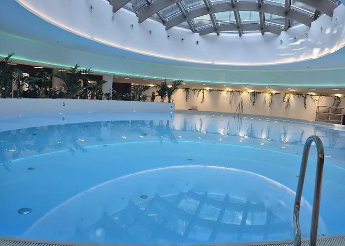 Hanza Tower Prestige Skyline 13th Floor With Balcony *